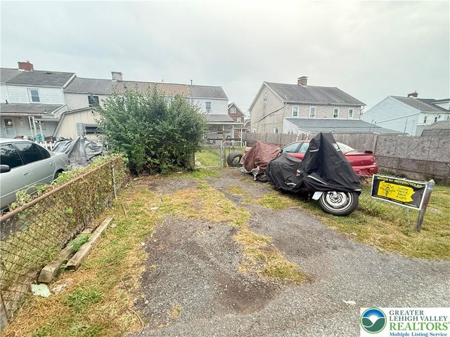 238 Wood Street, Catasauqua Boro, PA 18032