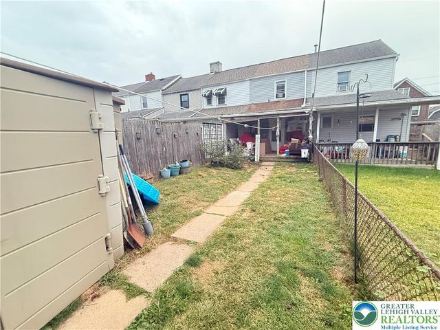 238 Wood Street, Catasauqua Boro, PA 18032