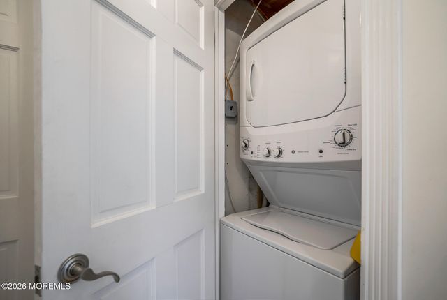 363 Roberts Avenue, South Seaside Park, NJ 08752