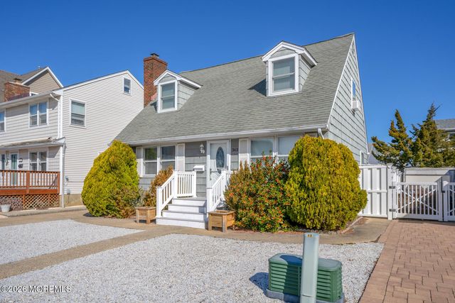 363 Roberts Avenue, South Seaside Park, NJ 08752
