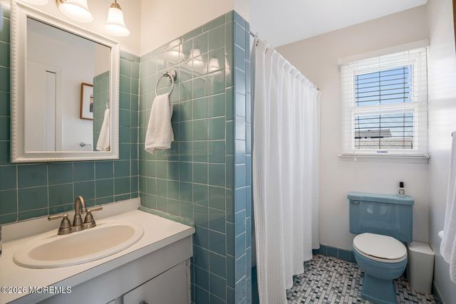 363 Roberts Avenue, South Seaside Park, NJ 08752