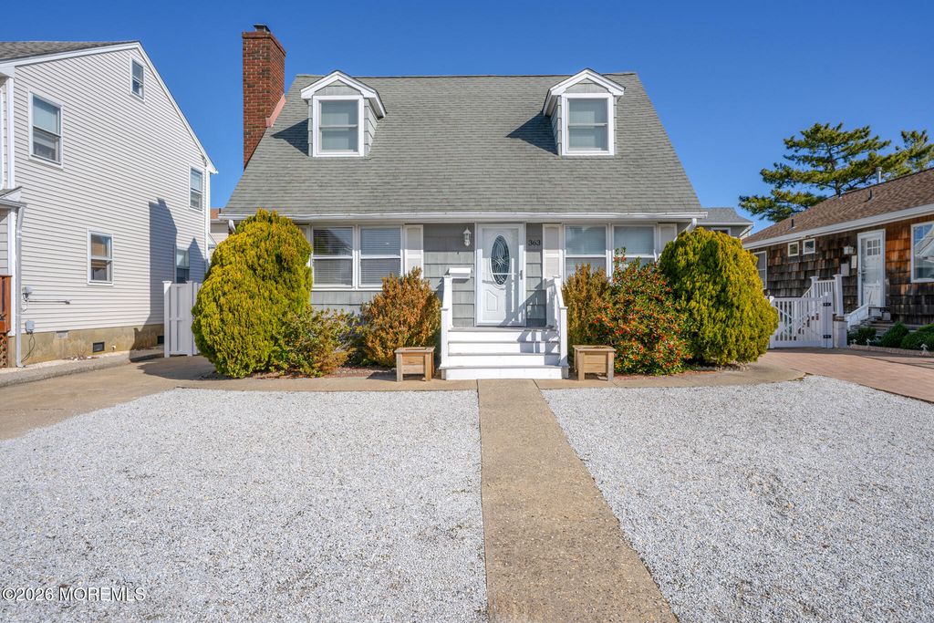 363 Roberts Avenue, South Seaside Park, NJ 08752