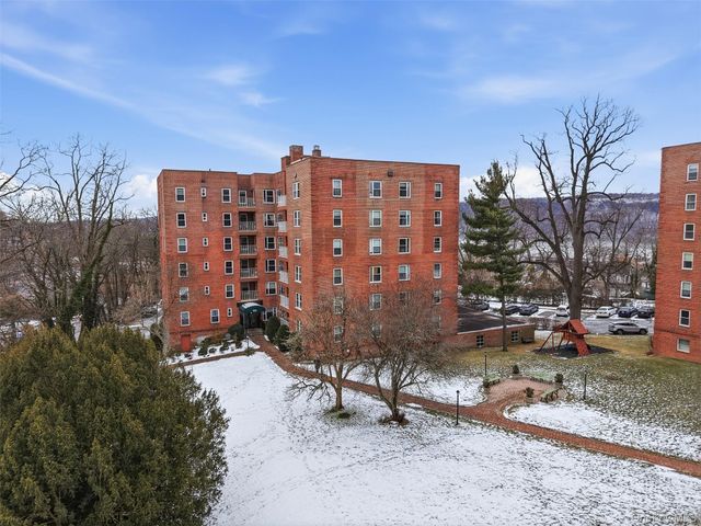 555 Broadway 4F, Hastings-on-hudson, NY 10706