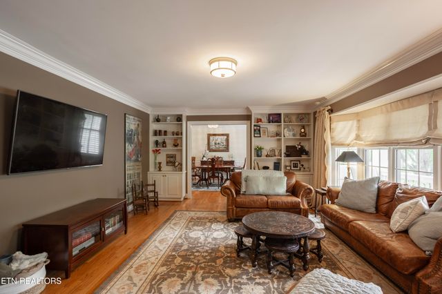 1108 Shadyland Drive, Knoxville, TN 37919