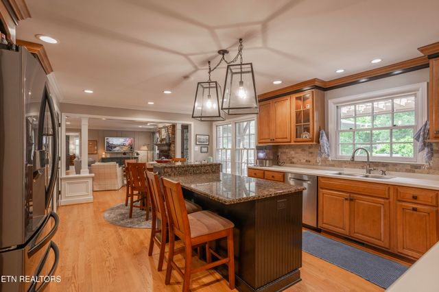 1108 Shadyland Drive, Knoxville, TN 37919