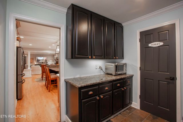 1108 Shadyland Drive, Knoxville, TN 37919