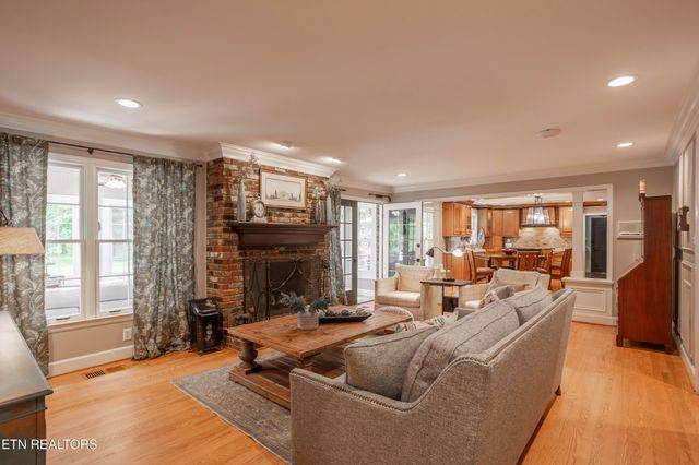 1108 Shadyland Drive, Knoxville, TN 37919