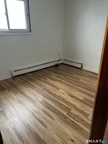 66 York Street, Waterbury, CT 06704