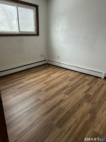 66 York Street, Waterbury, CT 06704