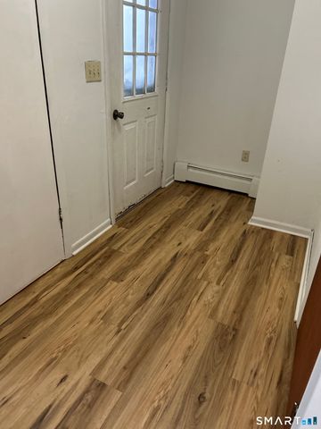 66 York Street, Waterbury, CT 06704