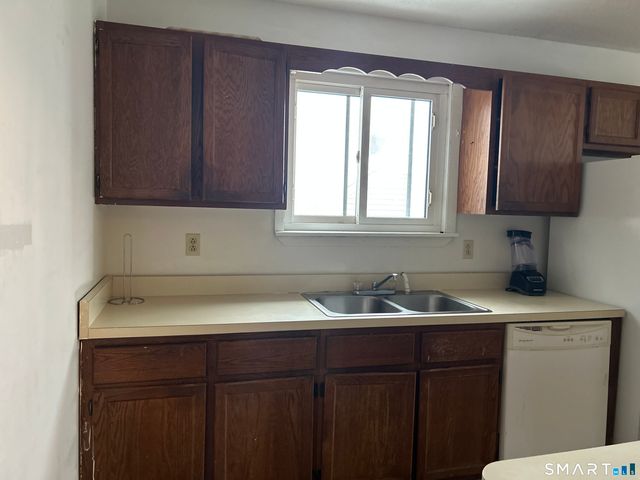 66 York Street, Waterbury, CT 06704