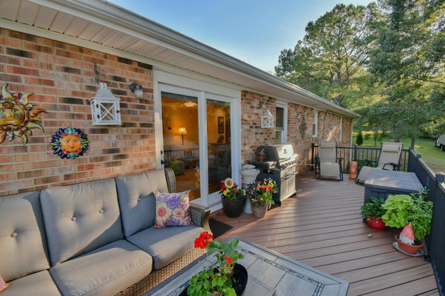 6481 Stewartsville RD, Moneta, VA 24121