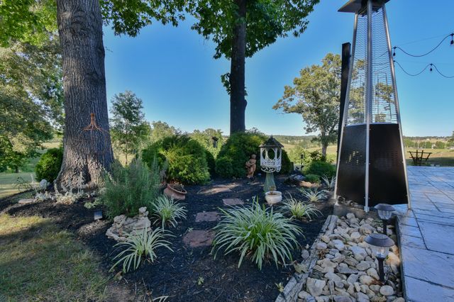 6481 Stewartsville RD, Moneta, VA 24121
