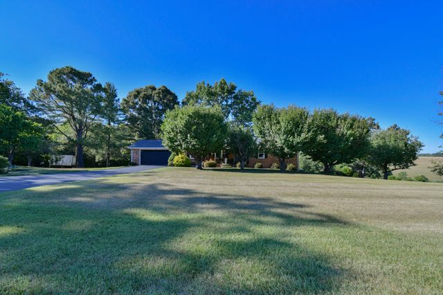 6481 Stewartsville RD, Moneta, VA 24121