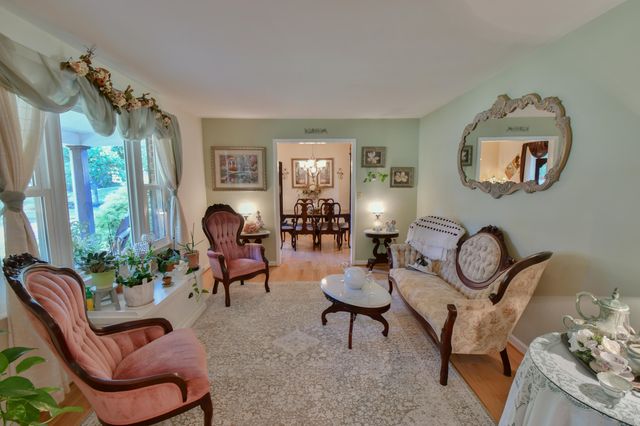6481 Stewartsville RD, Moneta, VA 24121