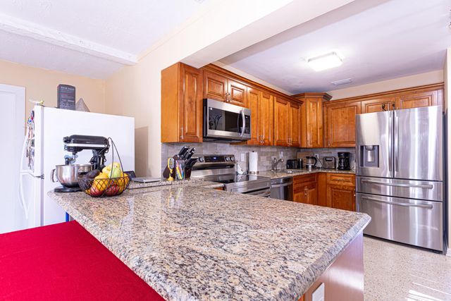 429 Summa Street, West Palm Beach, FL 33405