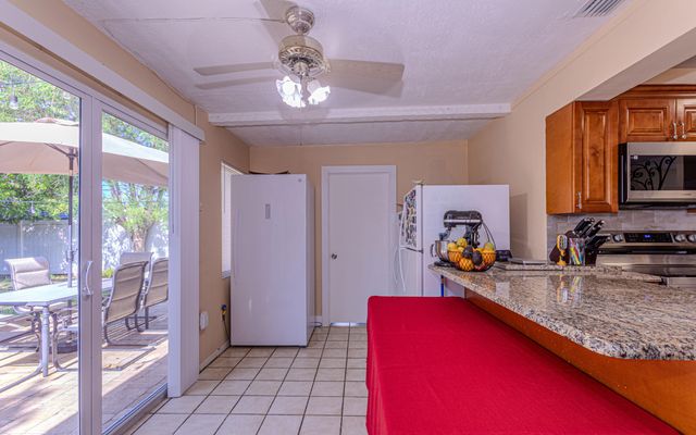 429 Summa Street, West Palm Beach, FL 33405