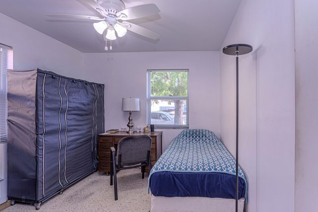 429 Summa Street, West Palm Beach, FL 33405