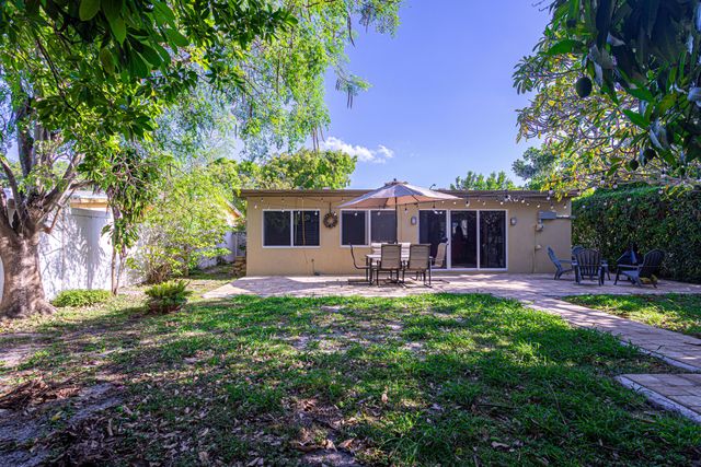 429 Summa Street, West Palm Beach, FL 33405