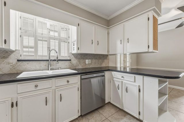4510 Creekbend Drive, Houston, TX 77035