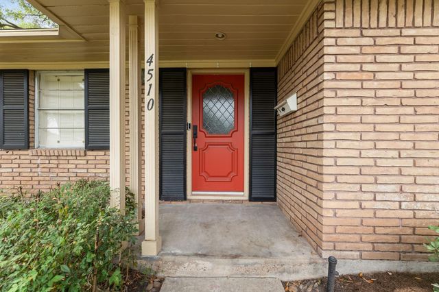 4510 Creekbend Drive, Houston, TX 77035