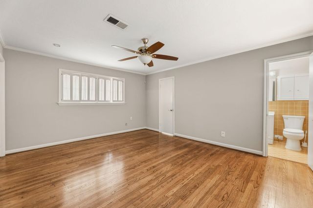 4510 Creekbend Drive, Houston, TX 77035
