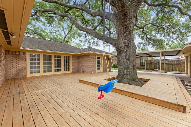 4510 Creekbend Drive, Houston, TX 77035