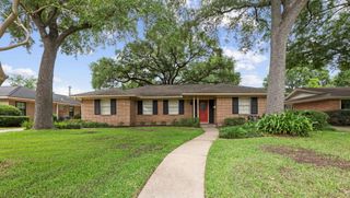 4510 Creekbend Drive, Houston, TX 77035