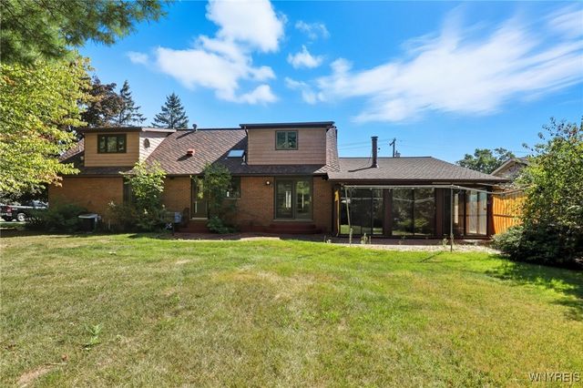 6950 Colonial Drive, Niagara, NY 14305