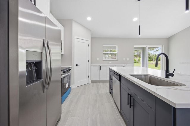 3086 W HAMPSHIRE BOULEVARD, Citrus Springs, FL 34433