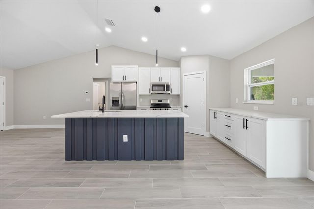 3086 W HAMPSHIRE BOULEVARD, Citrus Springs, FL 34433