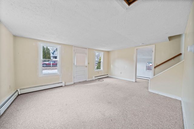 3 Short Neck Rd, Wareham, MA 02532