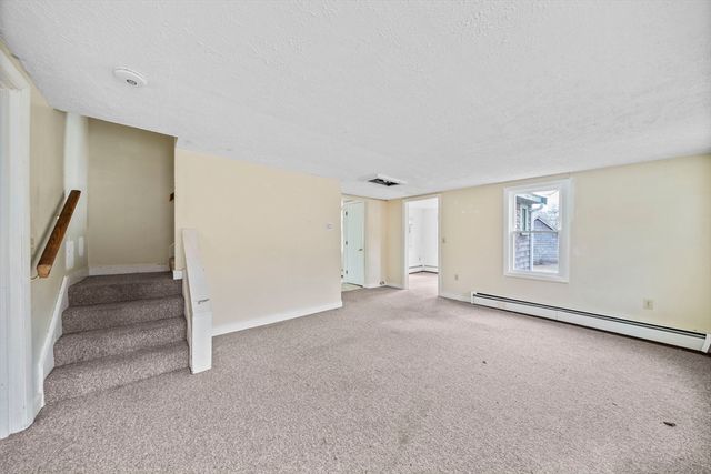 3 Short Neck Rd, Wareham, MA 02532