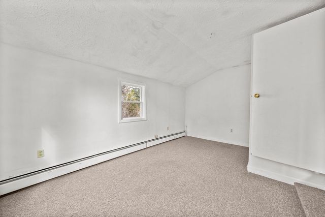 3 Short Neck Rd, Wareham, MA 02532