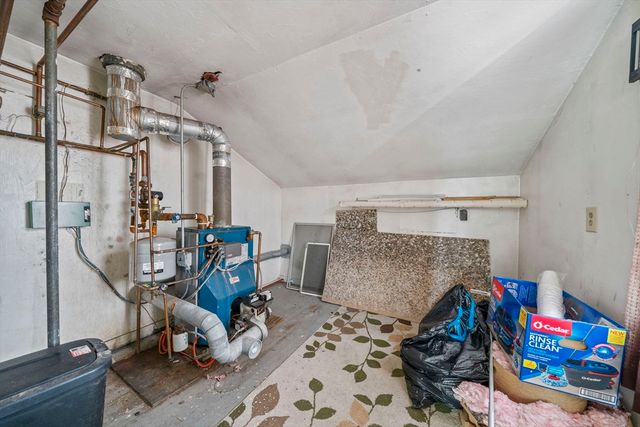 3 Short Neck Rd, Wareham, MA 02532