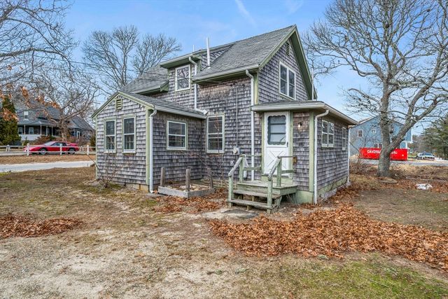 3 Short Neck Rd, Wareham, MA 02532