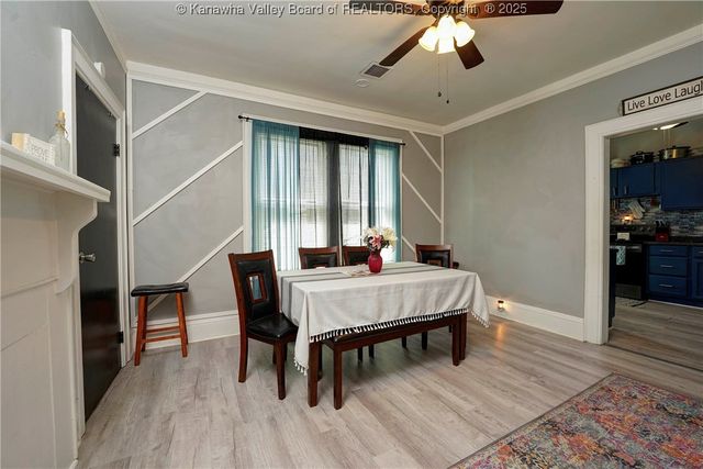 105 9th Avenue, South Charleston, WV 25303