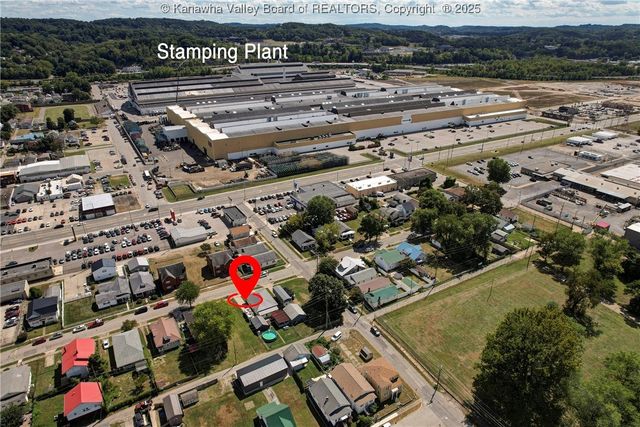 105 9th Avenue, South Charleston, WV 25303