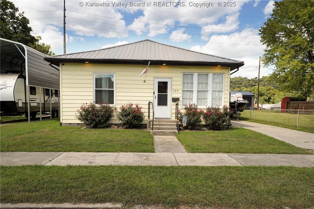 105 9th Avenue, South Charleston, WV 25303