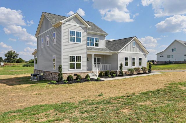5131 Starks Road, Cross Plains, TN 37049