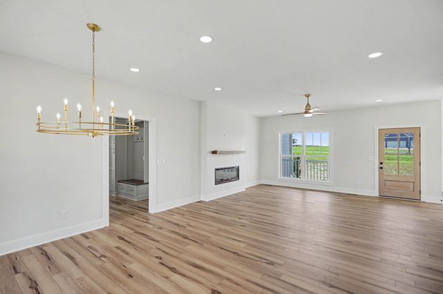 5131 Starks Road, Cross Plains, TN 37049