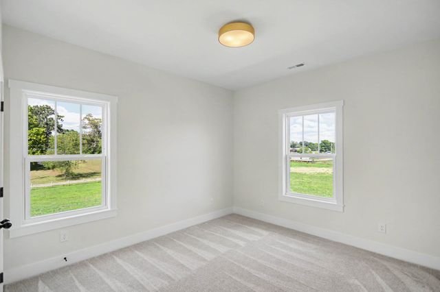 5131 Starks Road, Cross Plains, TN 37049