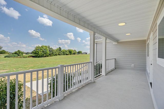 5131 Starks Road, Cross Plains, TN 37049