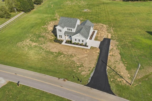 5131 Starks Road, Cross Plains, TN 37049