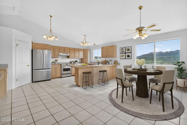 8927 E Pineview Drive, Huntsville, UT 84317