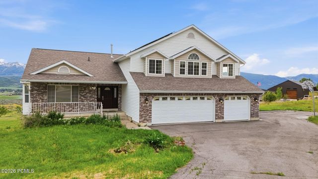 8927 E Pineview Drive, Huntsville, UT 84317