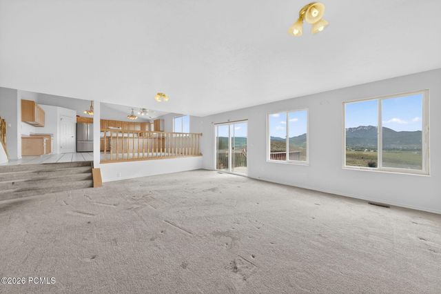8927 E Pineview Drive, Huntsville, UT 84317