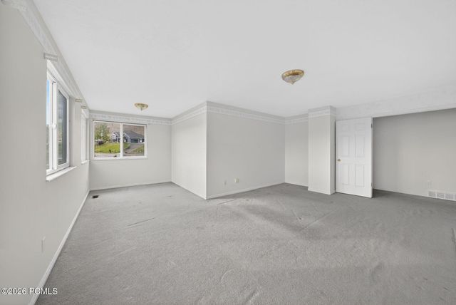 8927 E Pineview Drive, Huntsville, UT 84317