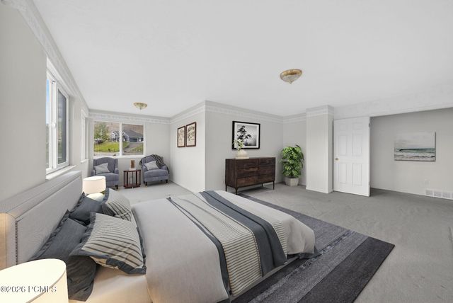 8927 E Pineview Drive, Huntsville, UT 84317