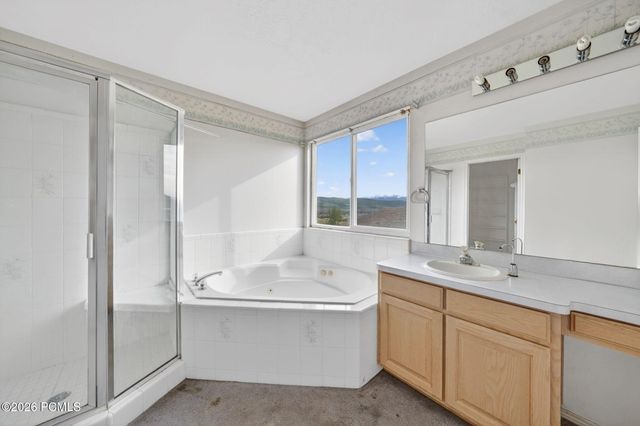 8927 E Pineview Drive, Huntsville, UT 84317